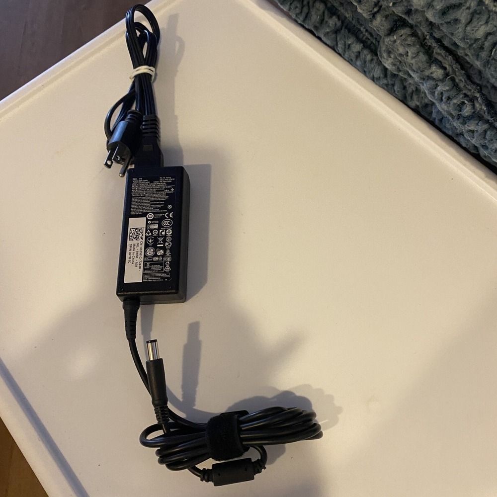 Dell LA65NS2-01 AC Charger Adapter - Black‎
